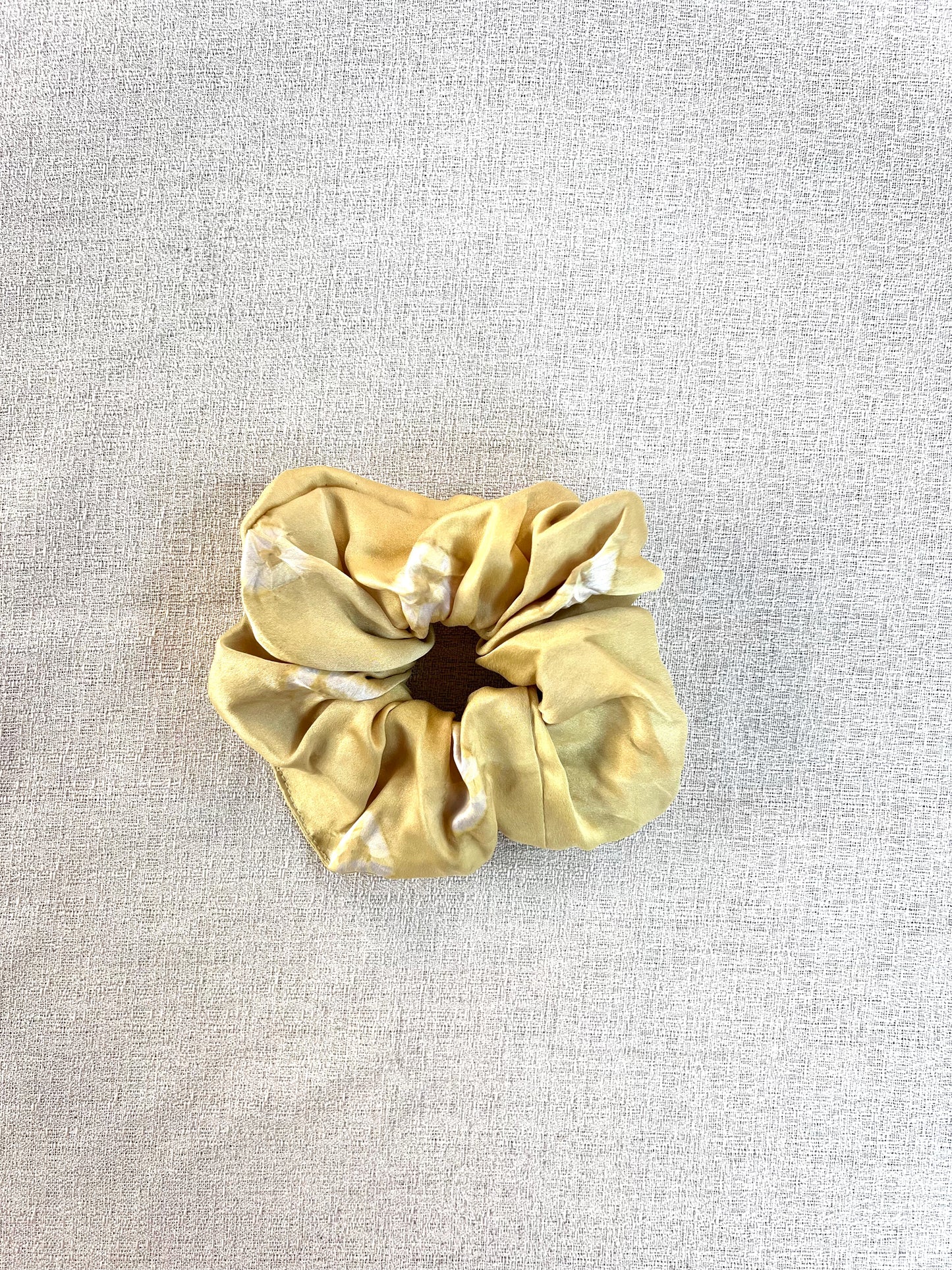 Bandhani Scrunchie